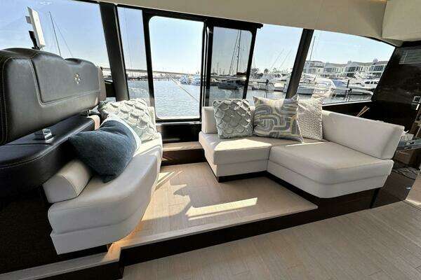 Prestige 59 Fly Yacht For Sale