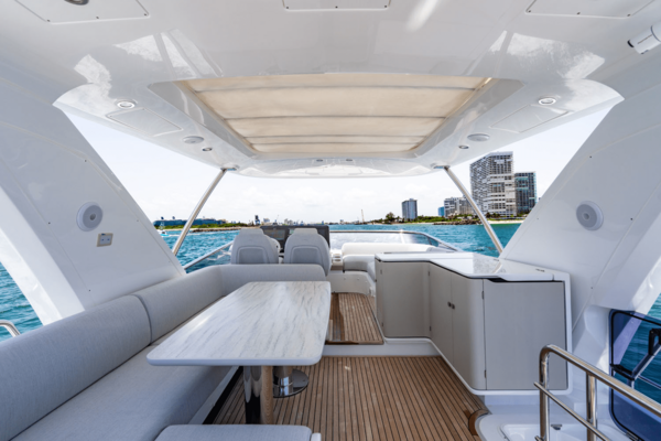 Azimut 60 FLY Yacht For Sale
