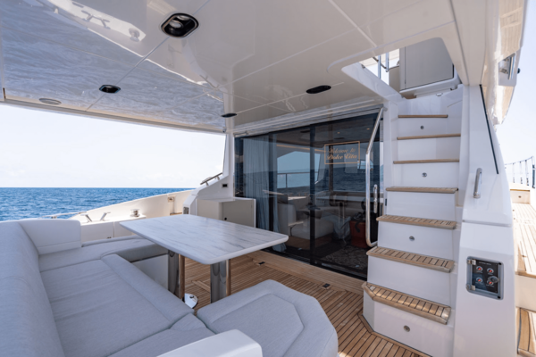Azimut 60 FLY Yacht For Sale