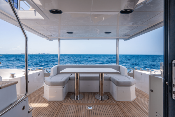 Azimut 60 FLY Yacht For Sale