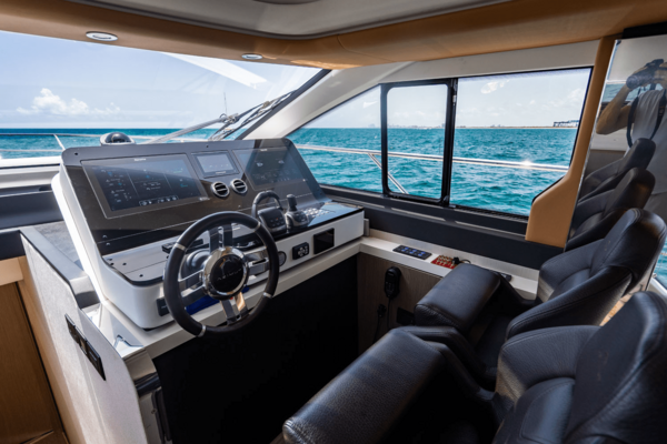 Azimut 60 FLY Yacht For Sale