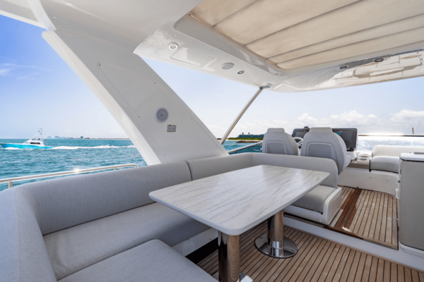 Azimut 60 FLY Yacht For Sale