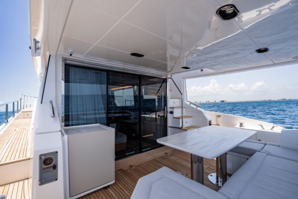Azimut 60 FLY Yacht For Sale