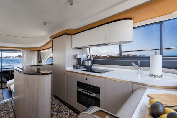 Azimut 60 FLY Yacht For Sale