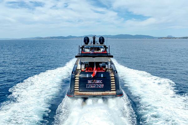 Photo of the 2017 Overmarine Mangusta 165 E "BLACK LEGEND"