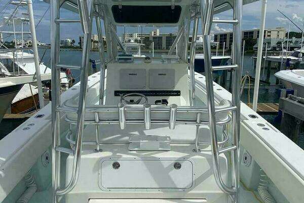 Contender 39 ST Yacht For Sale