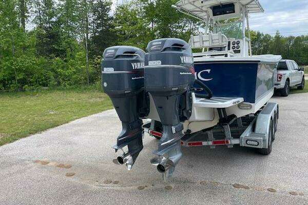 Photo of the 2000 Regulator 26 "Keltic"