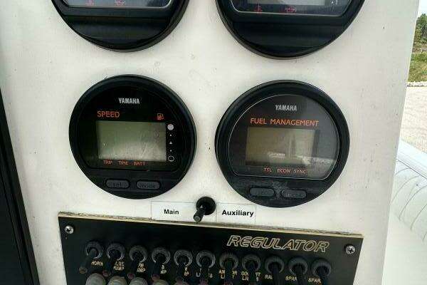 Photo of the 2000 Regulator 26 "Keltic"