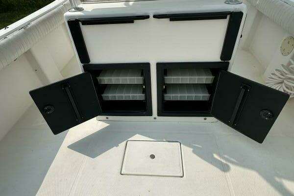 Photo of the 2000 Regulator 26 "Keltic"