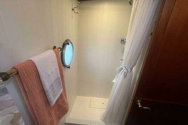 2001 Great Harbour 47