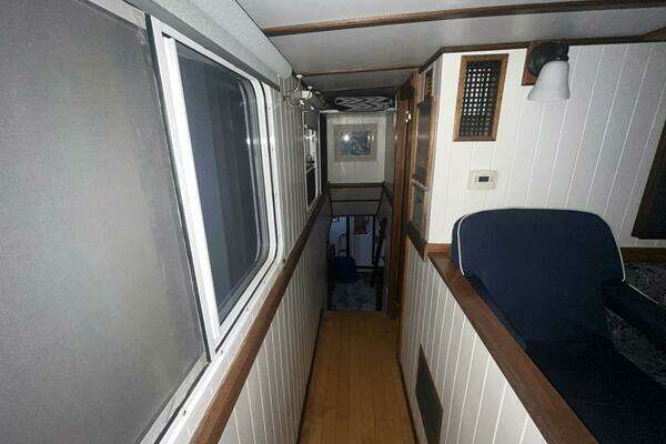 2001 Great Harbour 47