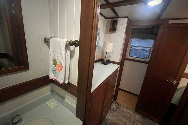 2001 Great Harbour 47