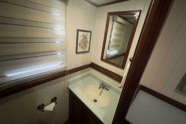 2001 Great Harbour 47