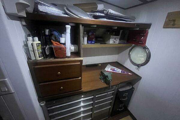 2001 Great Harbour 47