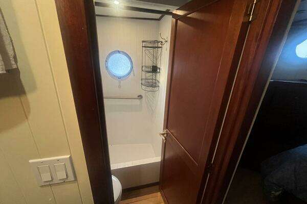 2001 Great Harbour 47