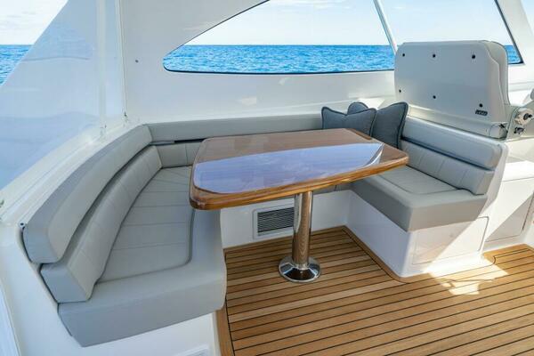 54 Viking Sport Tower Command Deck