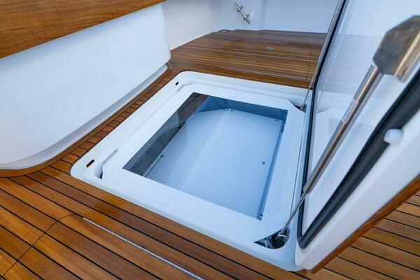 New 54 Viking Sport Tower