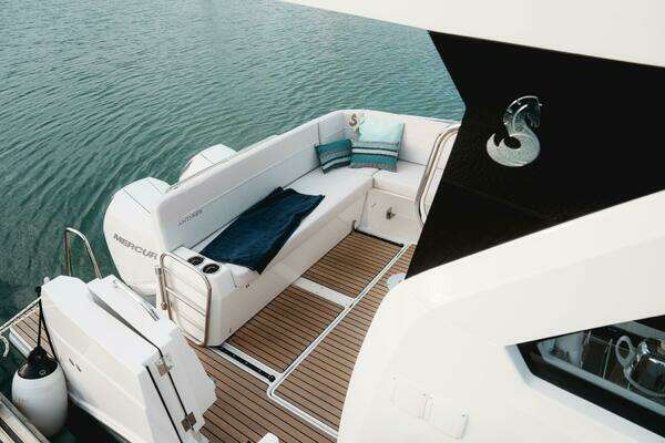 In Stock 27ft Beneteau Yacht For Sale