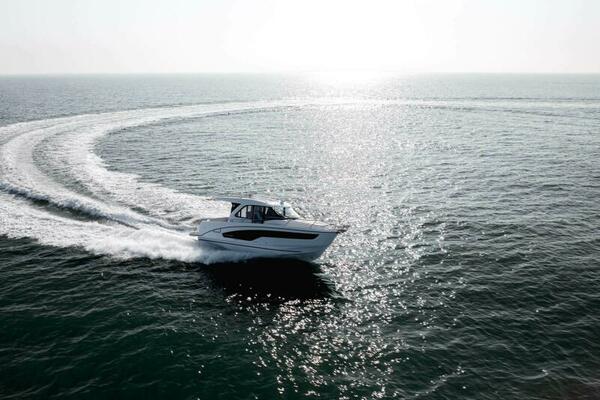 2025 BENETEAU Antares 9