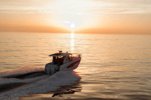 2025 BENETEAU Antares 9