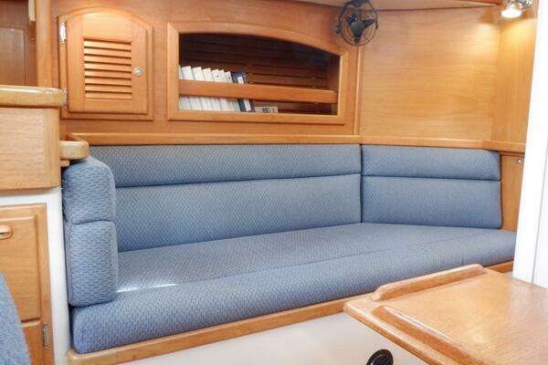 Pacific Seacraft 40 Yacht For Sale