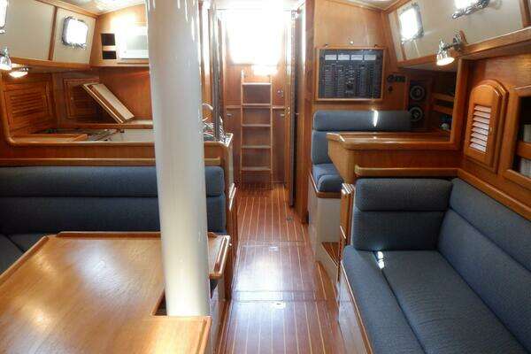 Pacific Seacraft 40 Yacht For Sale