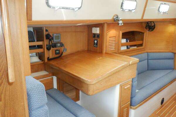 Pacific Seacraft 40 Yacht For Sale