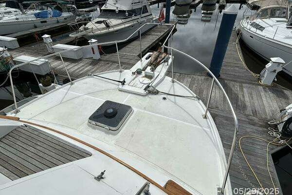 Photo of the 1985 Kadey-Krogen Manatee "Matty Beau"