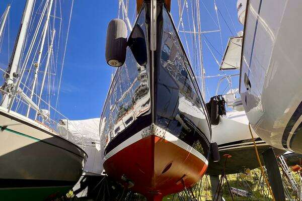 Photo of the 2001 Shannon 43 Cutter