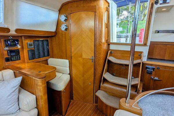 ANSWER 3 40ft Saga Yacht For Sale