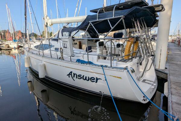 ANSWER 3 40ft Saga Yacht For Sale