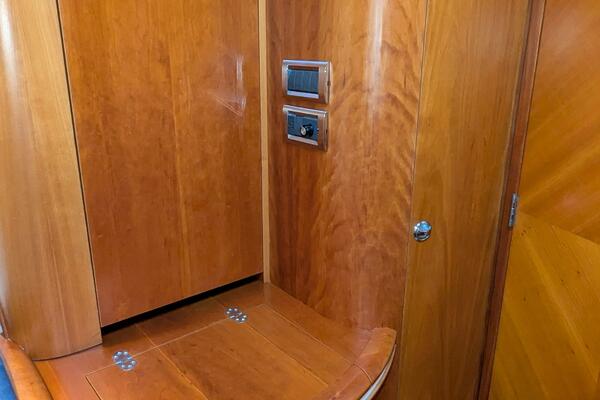 ANSWER 3 40ft Saga Yacht For Sale