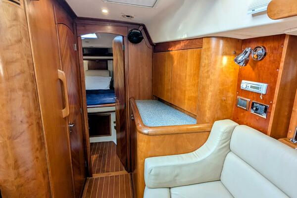 ANSWER 3 40ft Saga Yacht For Sale