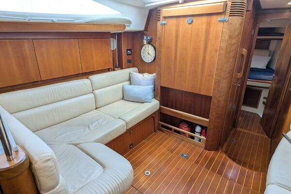 ANSWER 3 40ft Saga Yacht For Sale