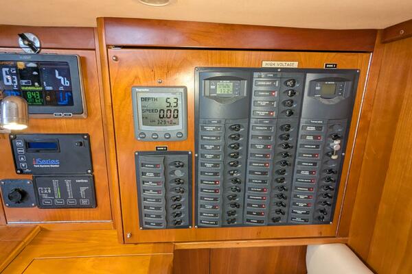 ANSWER 3 40ft Saga Yacht For Sale