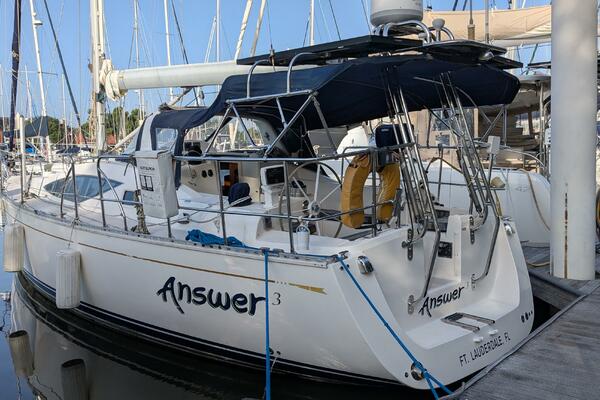 ANSWER 3 40ft Saga Yacht For Sale