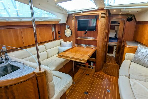 ANSWER 3 40ft Saga Yacht For Sale