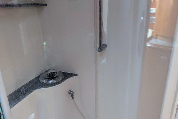 ANSWER 3 40ft Saga Yacht For Sale