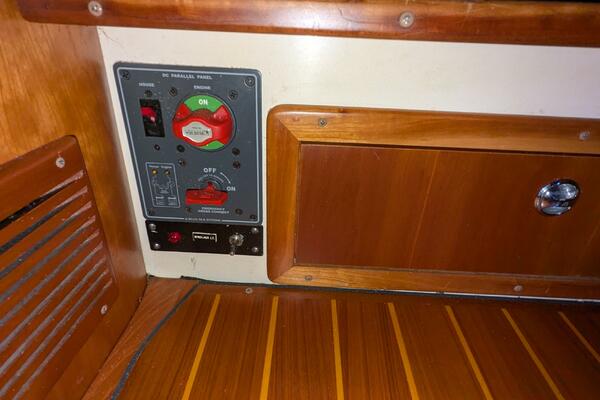 ANSWER 3 40ft Saga Yacht For Sale