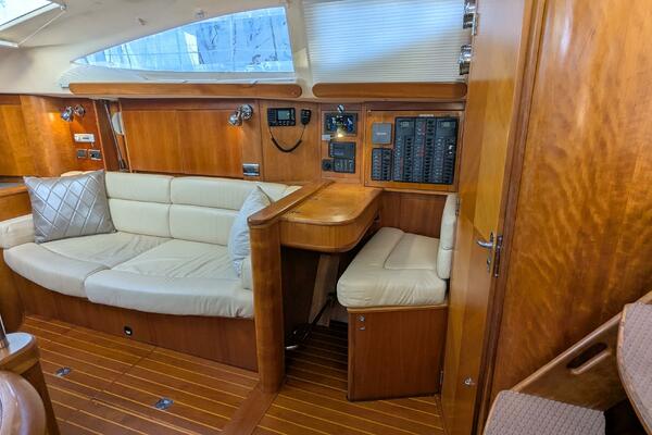 ANSWER 3 40ft Saga Yacht For Sale