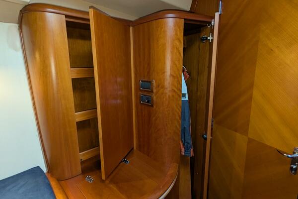 ANSWER 3 40ft Saga Yacht For Sale