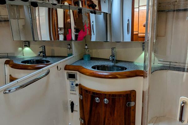 ANSWER 3 40ft Saga Yacht For Sale