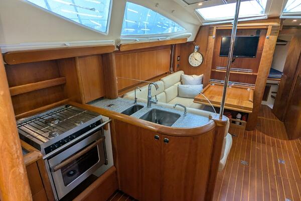 ANSWER 3 40ft Saga Yacht For Sale