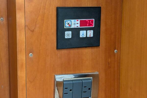 ANSWER 3 40ft Saga Yacht For Sale