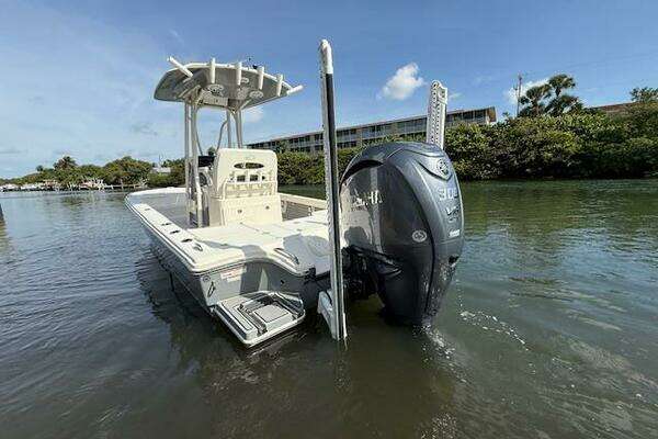 Photo of the 2022 Pathfinder 2500 Hybrid