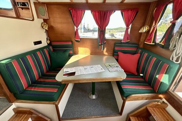 26ft Nordic Tugs Yacht For Sale