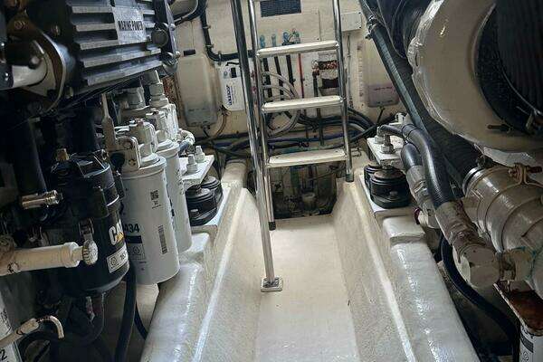 Photo of the 2008 Riviera 51 Convertible "DOWN UNDER"