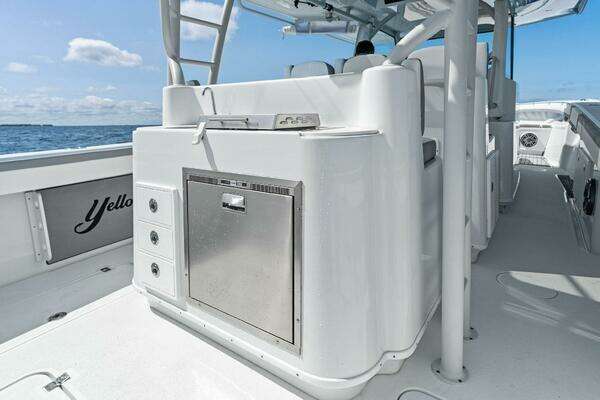 Yellowfin 42 Center Console Yacht For Sale