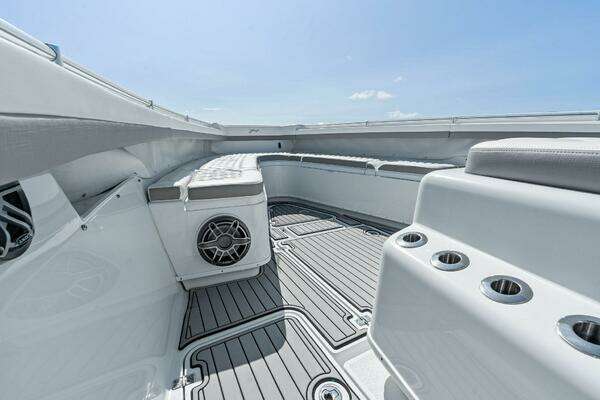 Yellowfin 42 Center Console Yacht For Sale