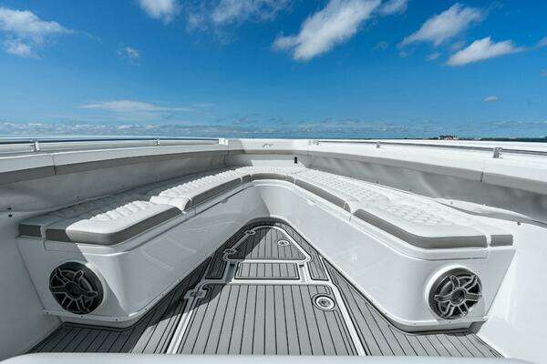 Yellowfin 42 Center Console Yacht For Sale